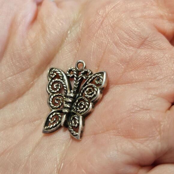 Sterling silver butterfly pendant charm - Picture 2 of 11